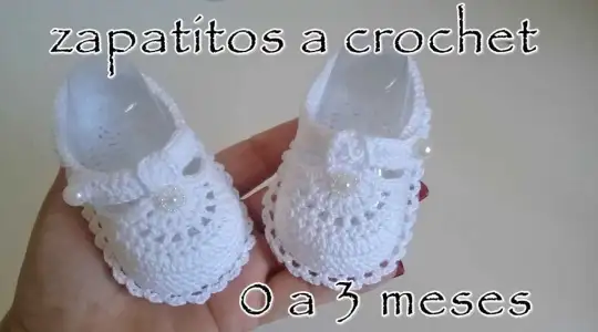 Zapatitos a crochet para bebe - Modelo Daniela - 0 - 3 meses